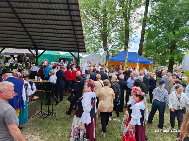 Powiększ obraz: Promocja statystyki publicznej podczas XXX Jubileuszowej Regionalnej Pielgrzymki Rolników - zdjęcie 4
